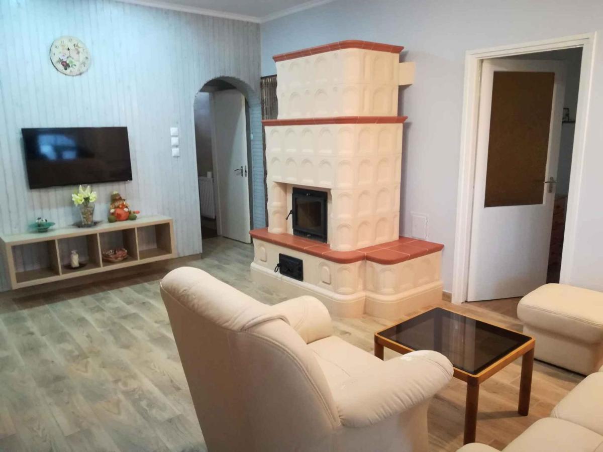 Apartment Balatonbereny 9 Екстериор снимка