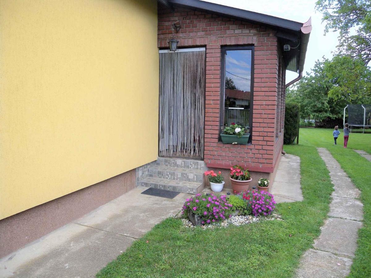 Apartment Balatonbereny 9 Екстериор снимка