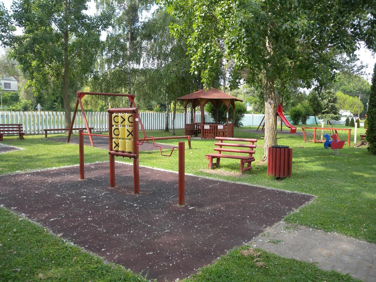 Apartment Balatonbereny 9 Екстериор снимка